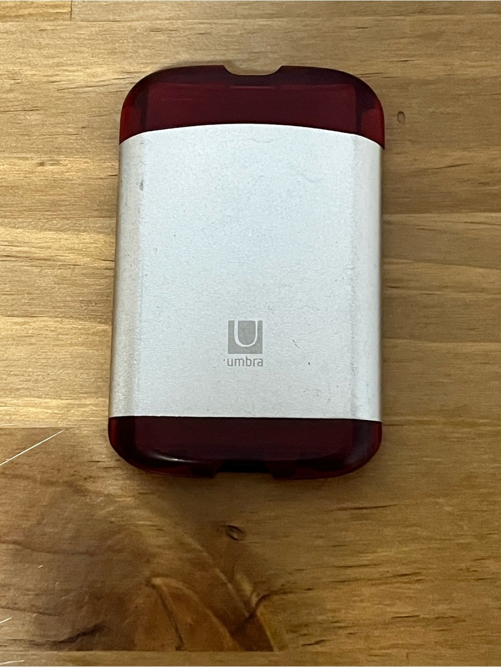 Umbra Bungee VTG Rare Red and Silver Card Case